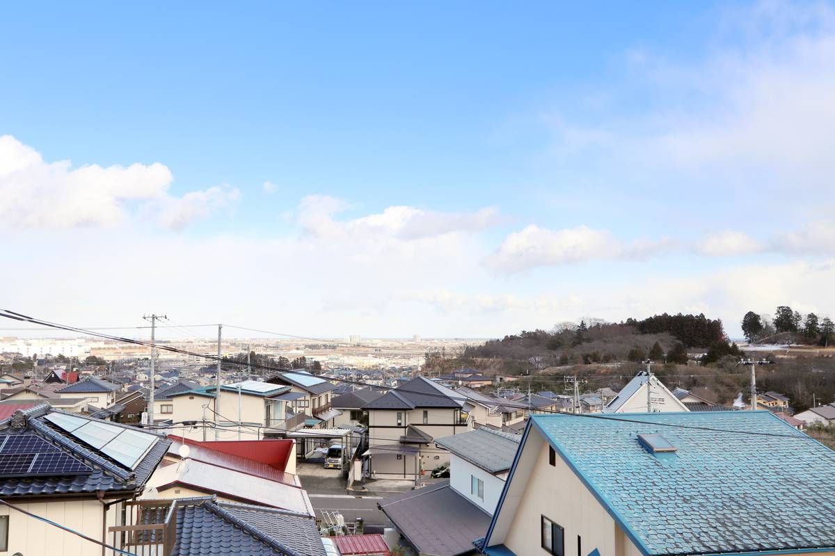 Tầm nhìn từ Village House Medeshima ở Natori-shi