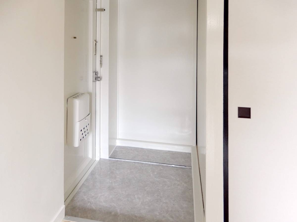 須賀川市ビレッジハウス大桑原の玄関