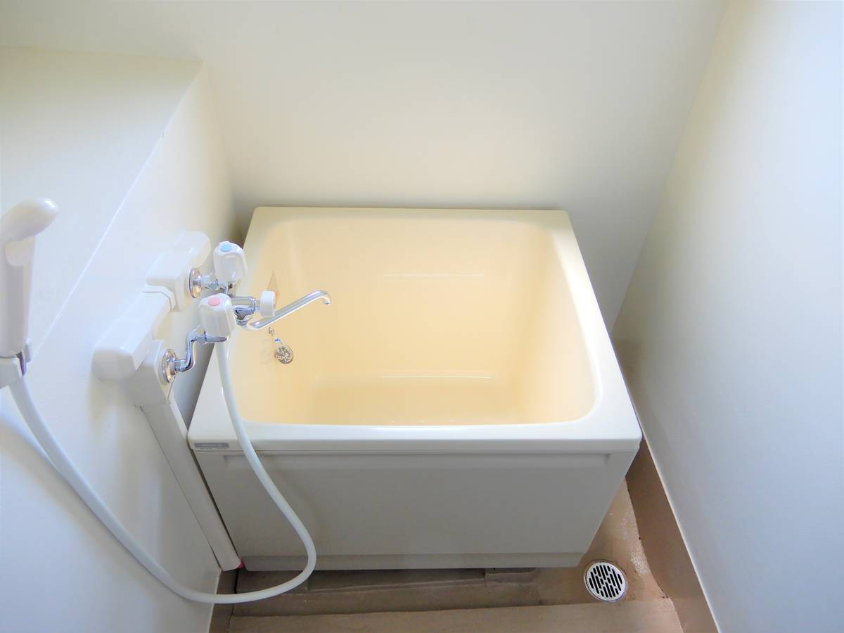 寒河江市ビレッジハウス高屋のバス