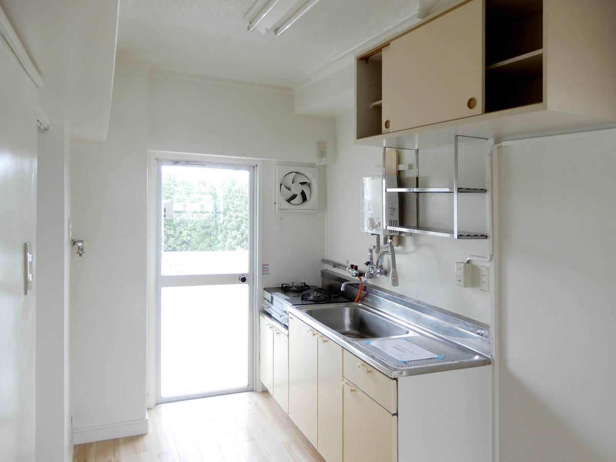 一関市ビレッジハウス関ヶ丘第二のキッチン