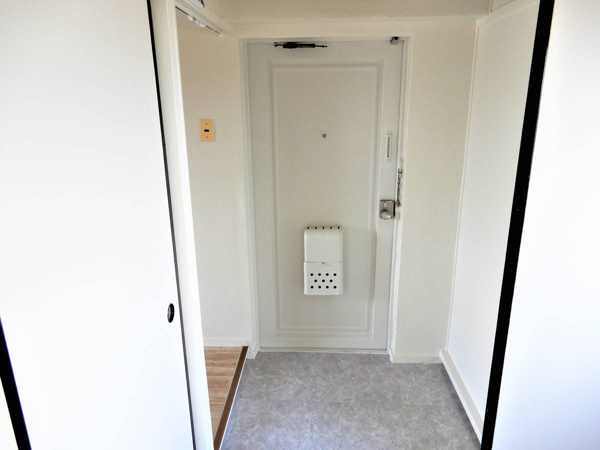 大崎市ビレッジハウス米倉の玄関