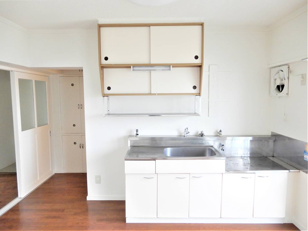 東松島市ビレッジハウス矢本のキッチン