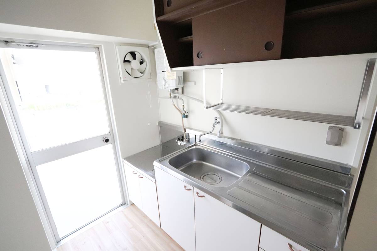 東松島市ビレッジハウス矢本のキッチン