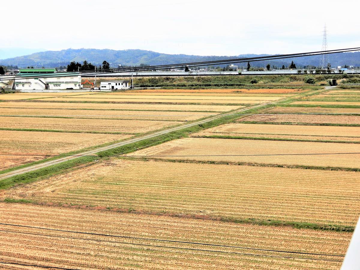 Tầm nhìn từ Village House Kubota ở Yonezawa-shi