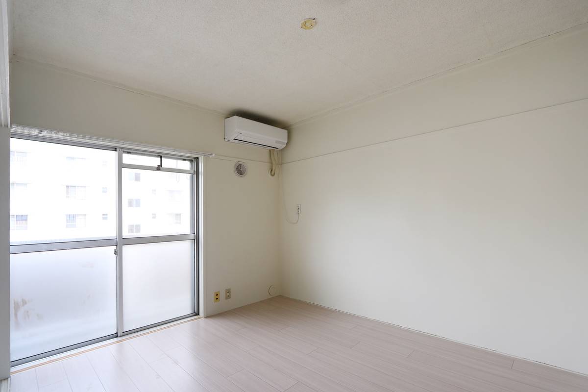 Phòng khách của Village House Rokuta ở Higashine-shi