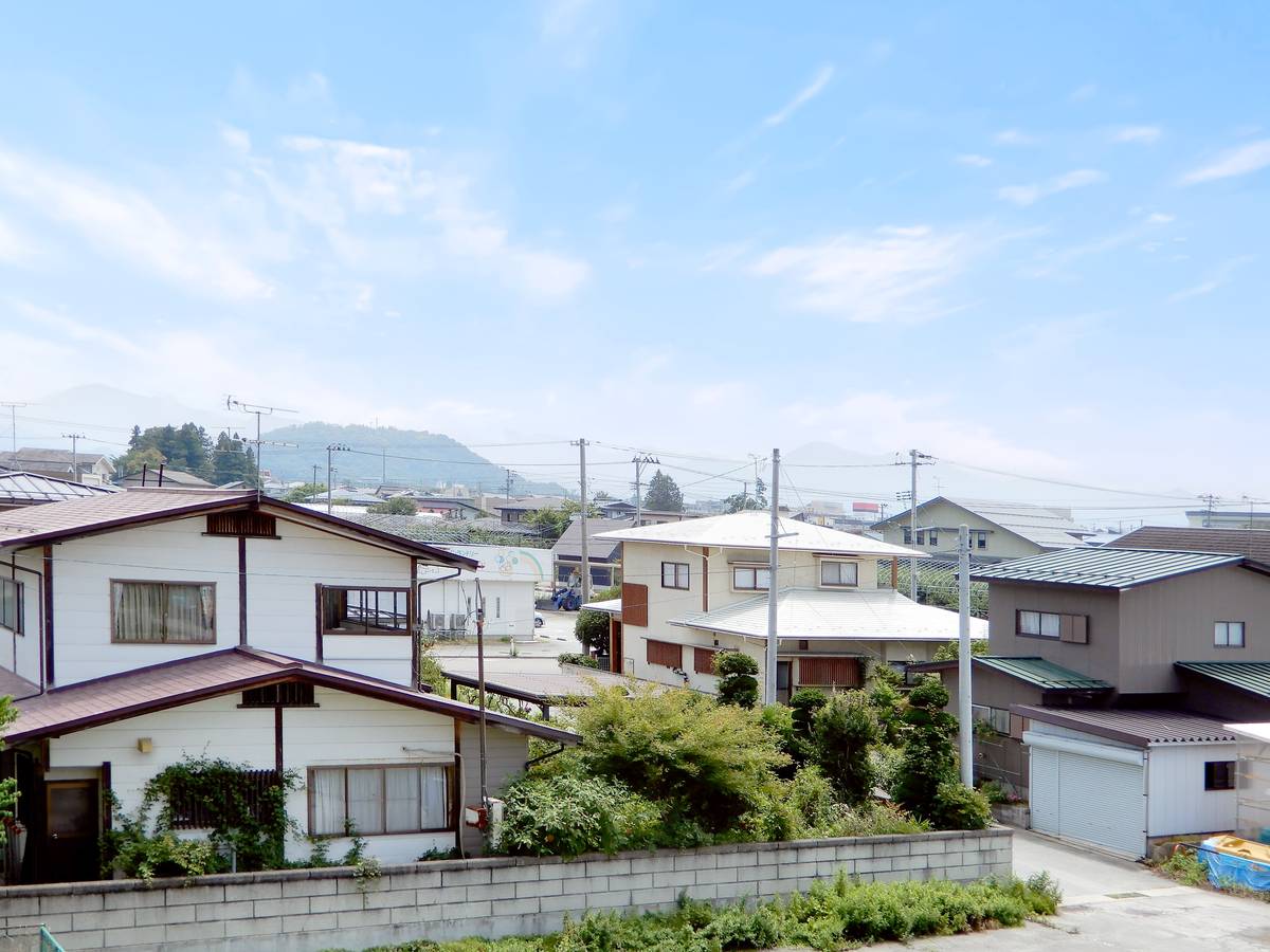 Tầm nhìn từ Village House Rokuta ở Higashine-shi