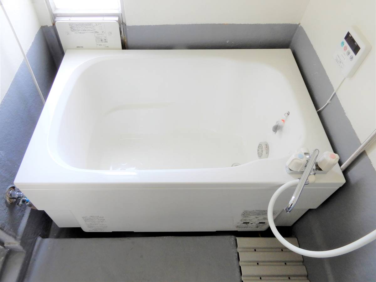 Kamar Mandi di Village House Rokuta di Higashine-shi