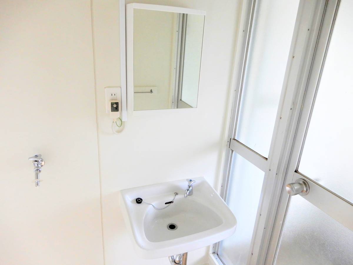 Lavabo de Village House Shichinohe em Kamikita-gun