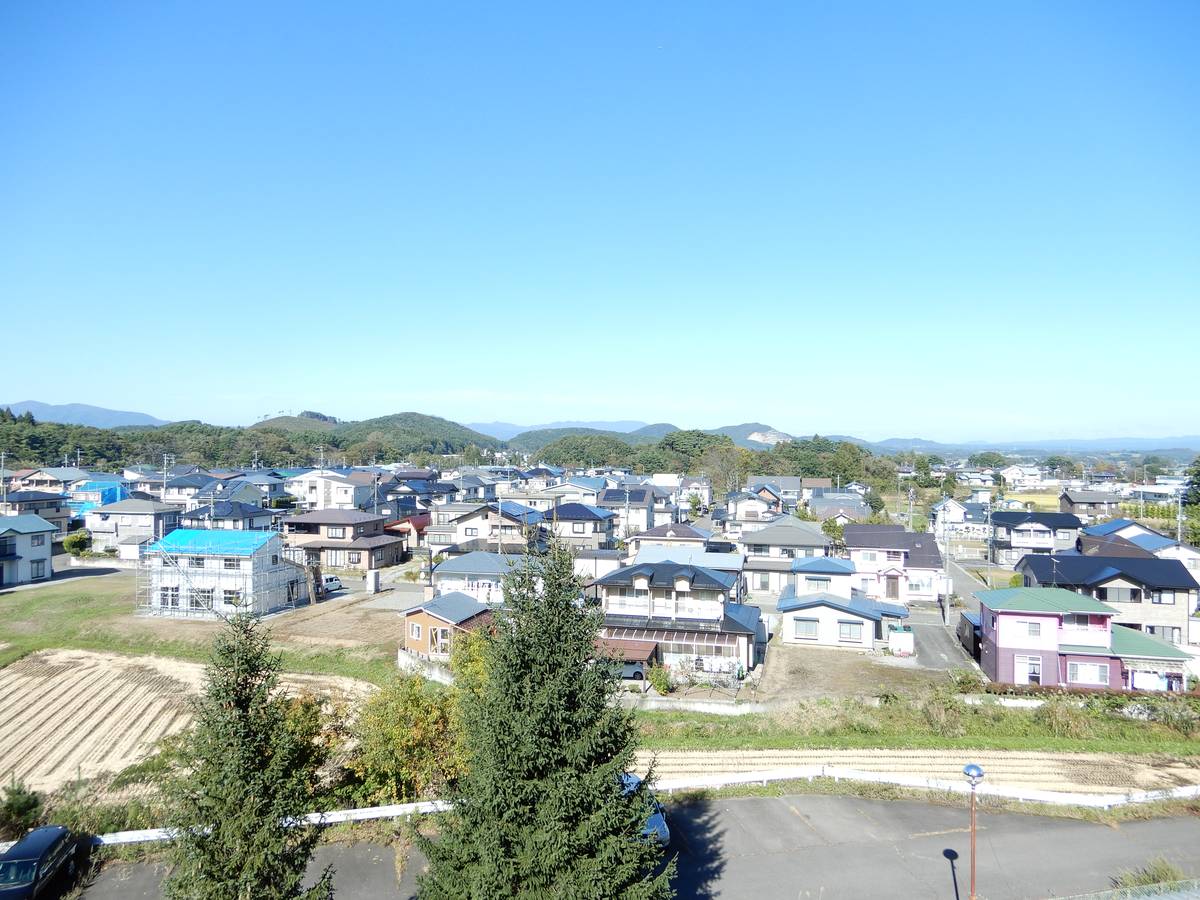 Tầm nhìn từ Village House Nishine ở Hachimantai-shi