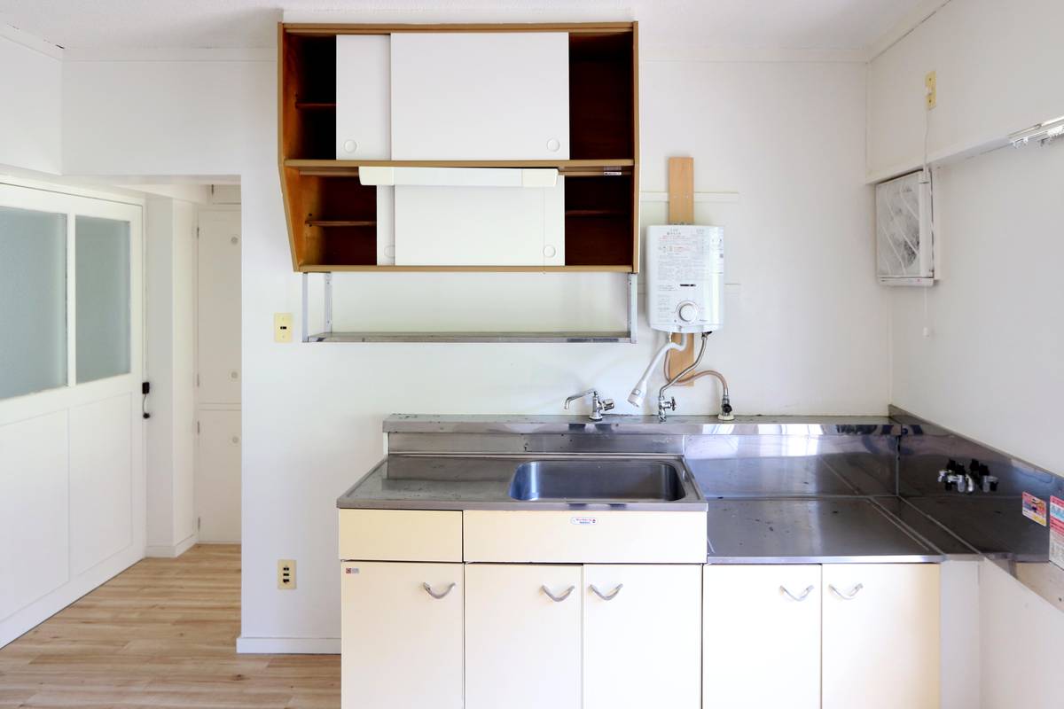 Iwaki-shi ရှိ Village House Yoshima ၏ မီးဖိုချောင်