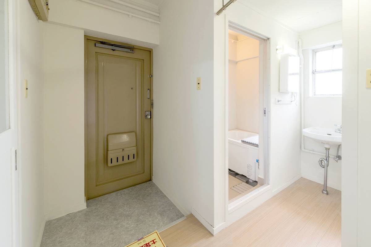 Entrada do apartamento de Village House Kitakami Dai 2 em Kitakami-shi