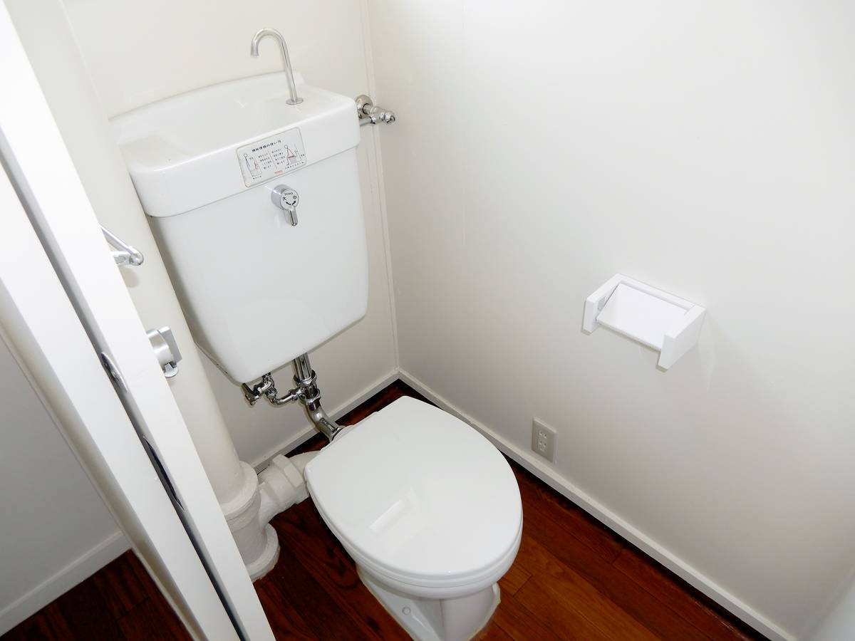 Toilet di Village House Kitakami Dai 2 di Kitakami-shi