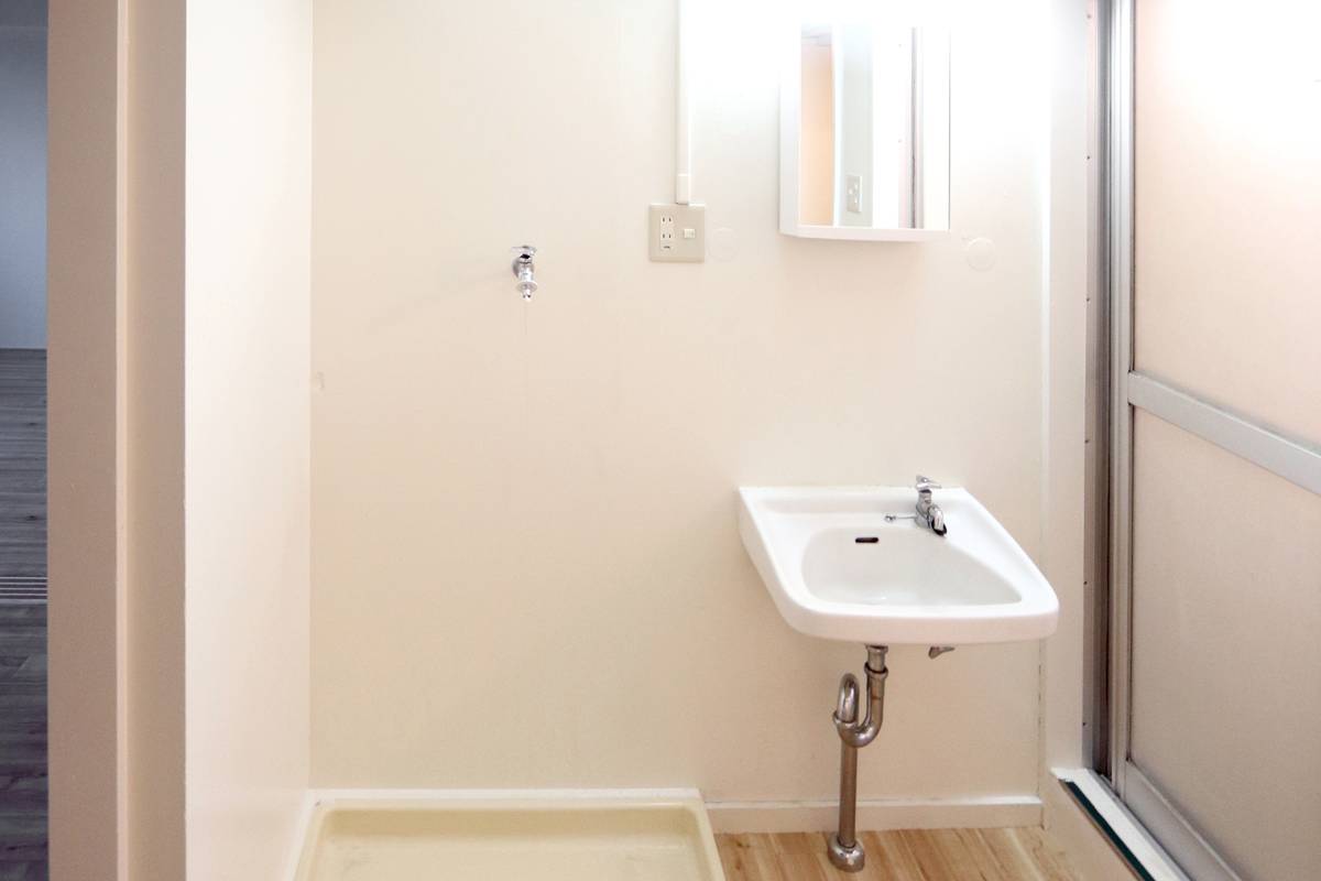 Ruang Rias di Village House Wakakusa di Akita-shi