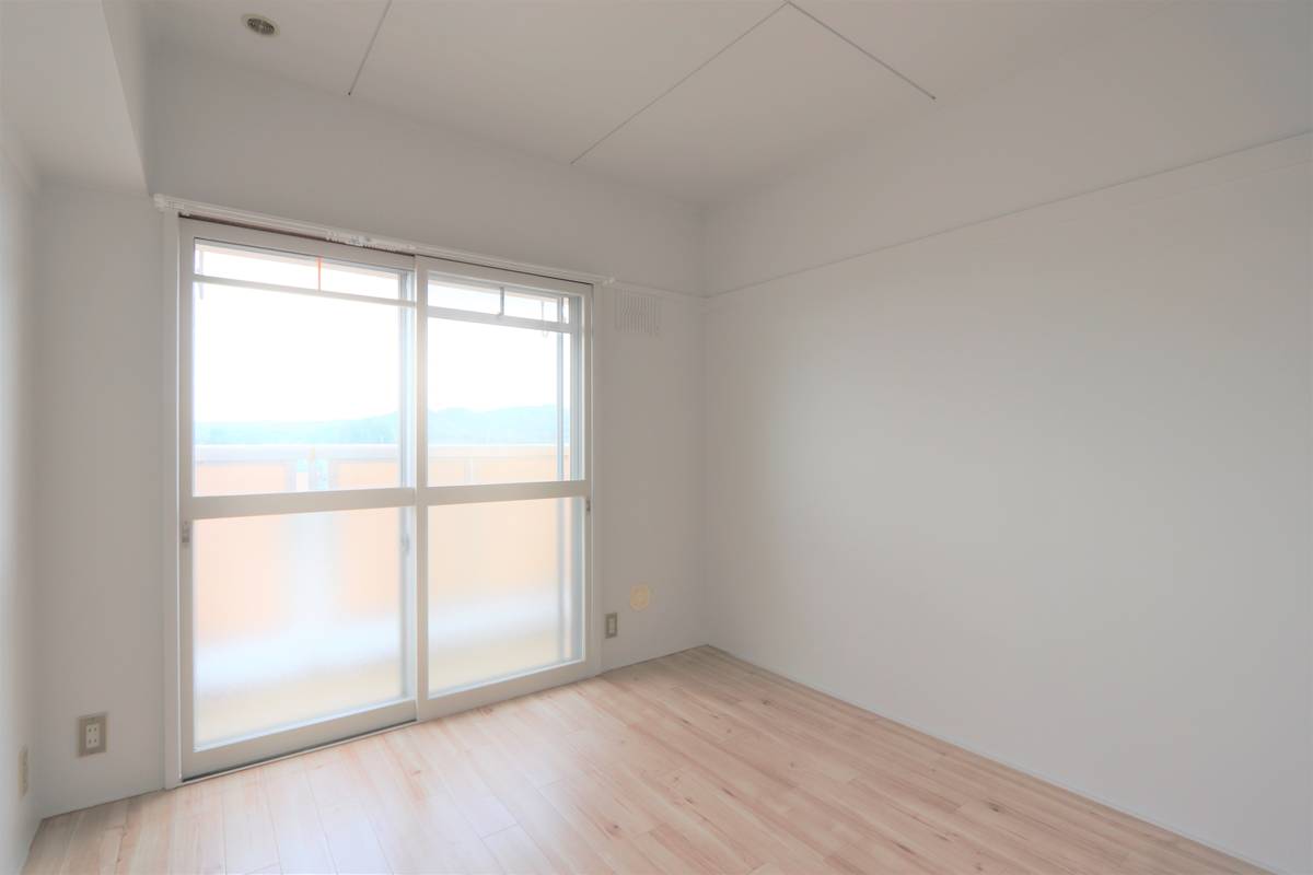 秋田市ビレッジハウス若草の居室