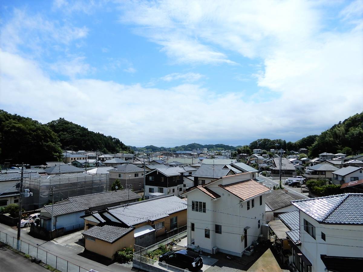 Tầm nhìn từ Village House Shimofunao ở Iwaki-shi