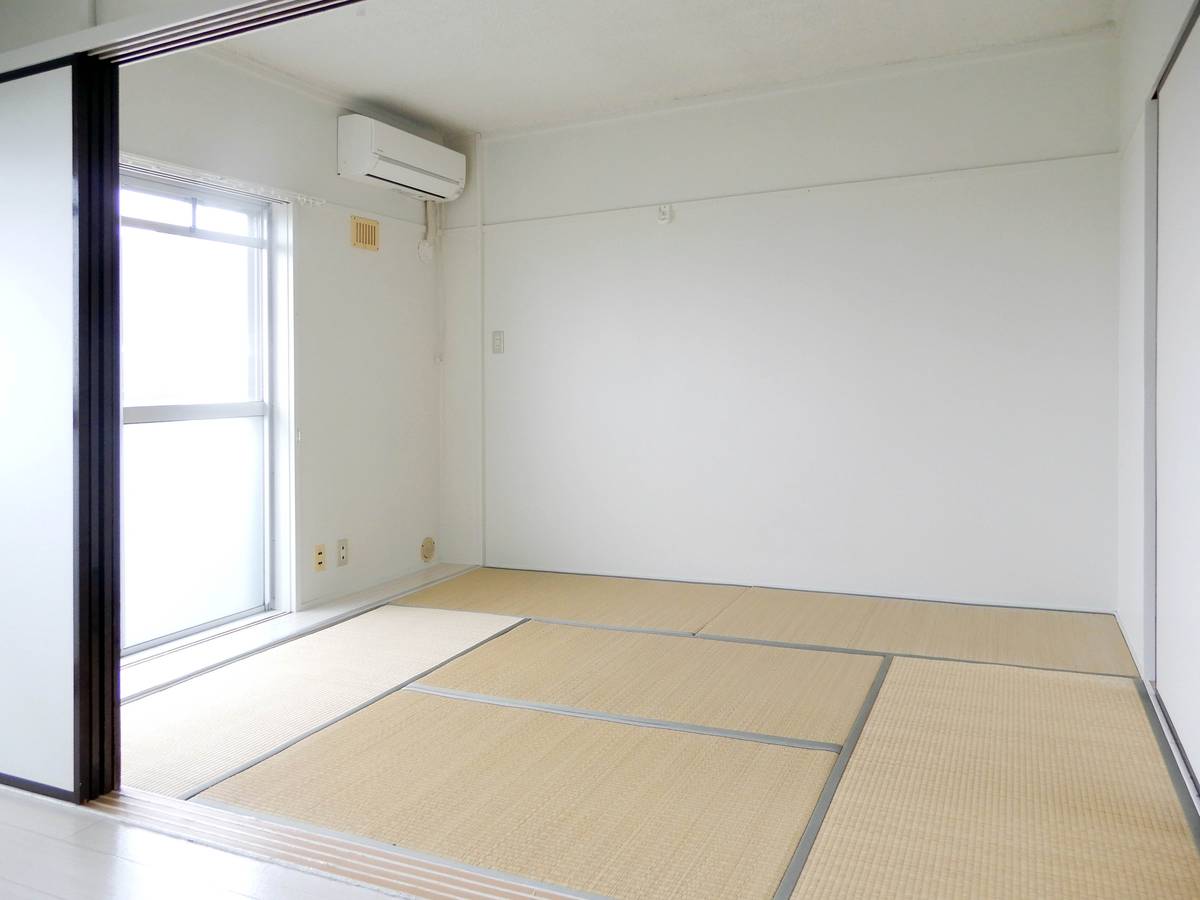 Living Room in Village House Tsuchizaki in Akita-shi