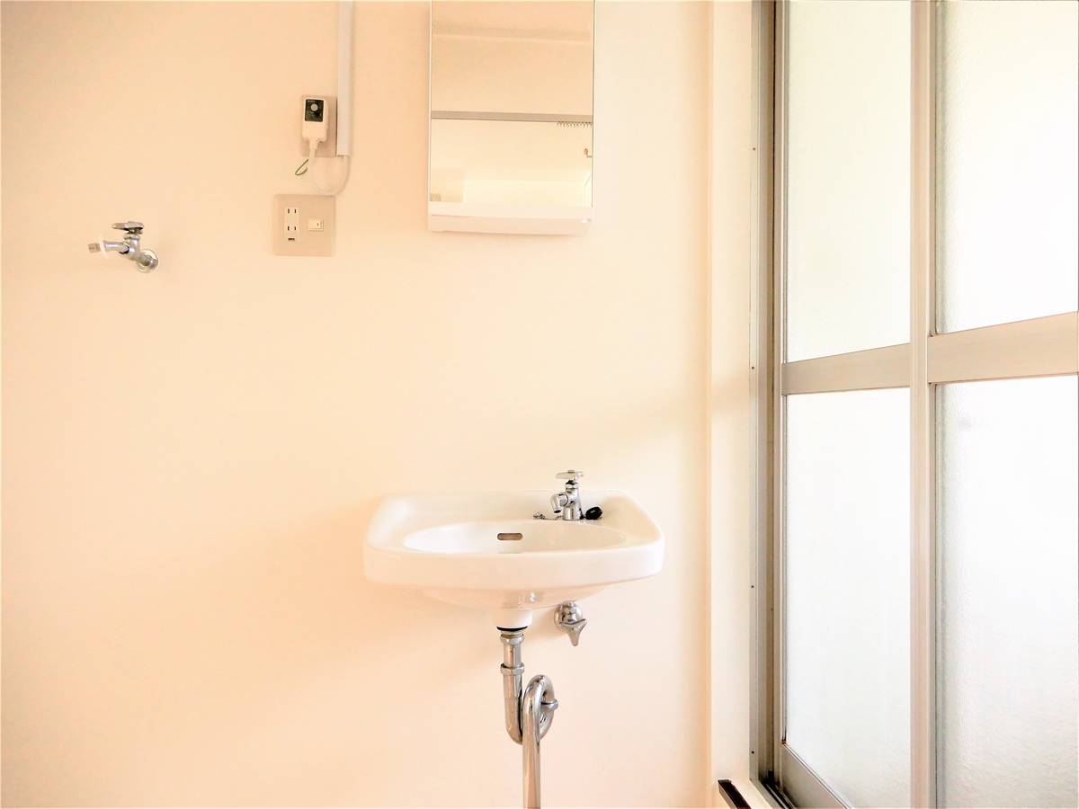 Lavabo de Village House Esashi em Oshu-shi