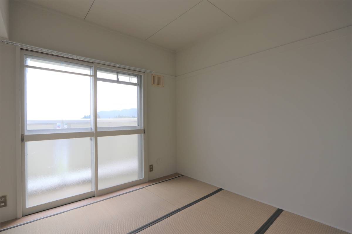 紫波郡ビレッジハウス矢巾の居室