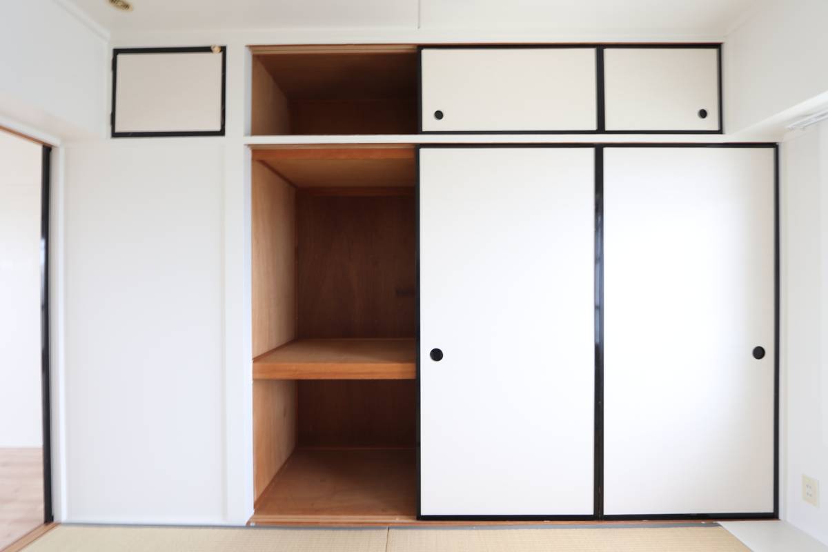 Storage Space in Village House Katsuhira in Akita-shi