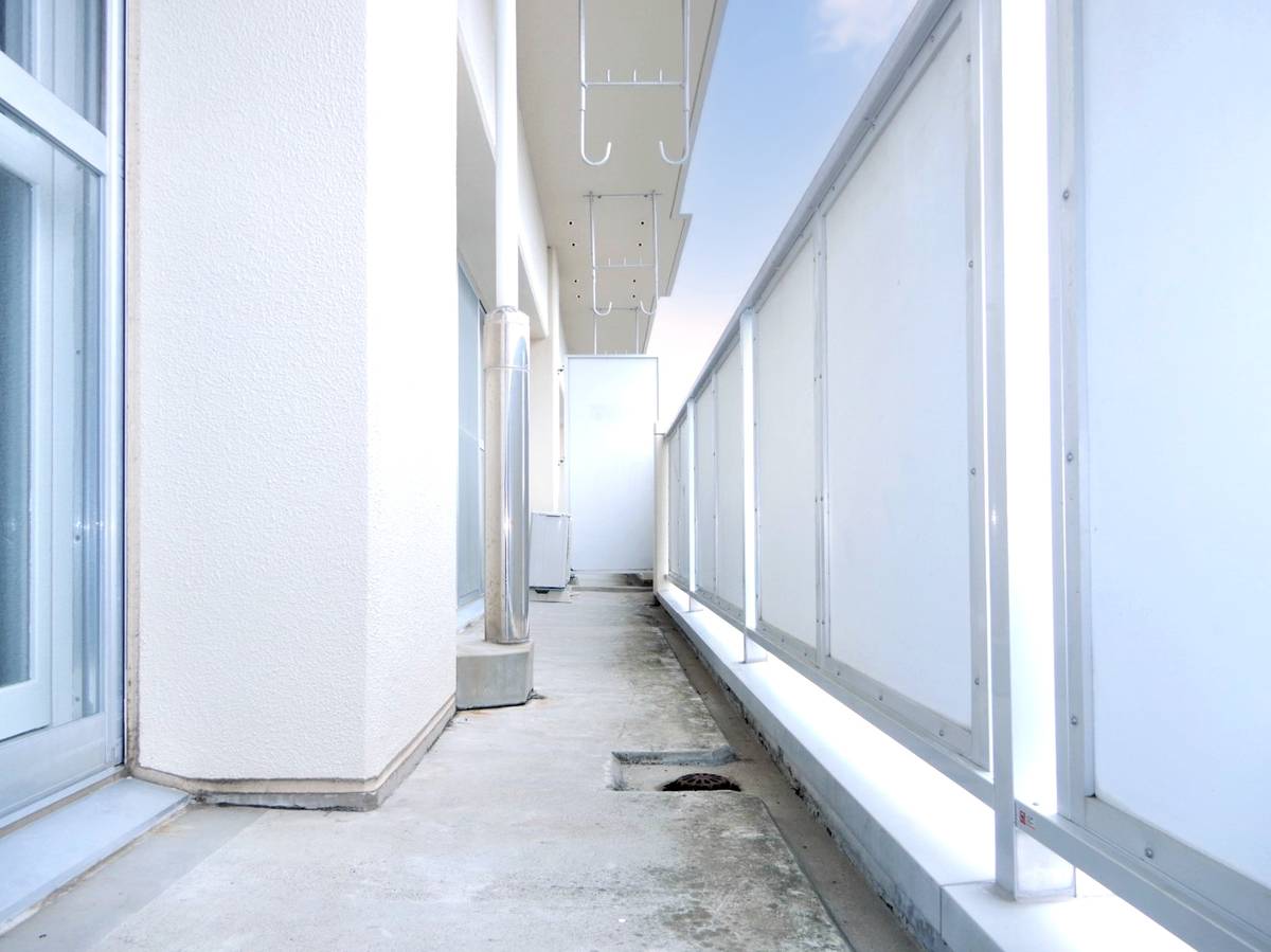 Balcony in Village House Tairanumanouchi in Iwaki-shi