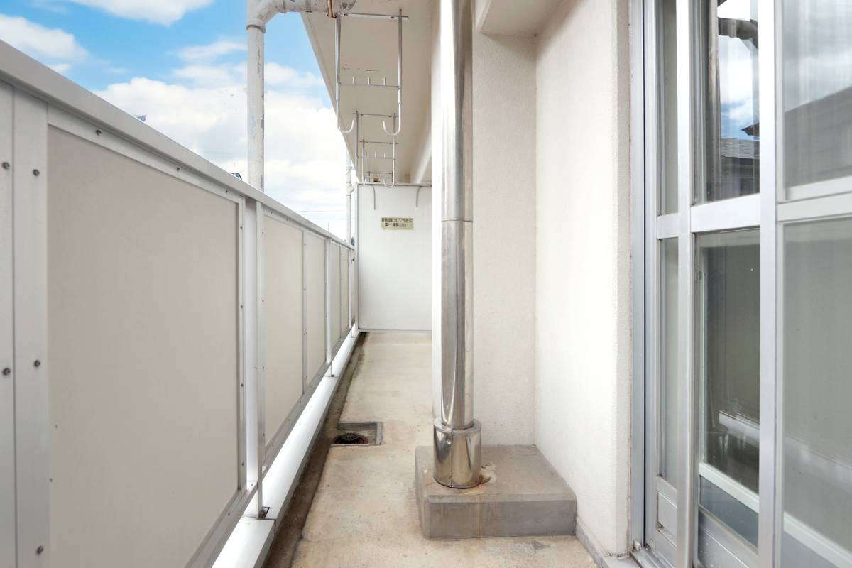 米沢市ビレッジハウス牛森のバルコニー