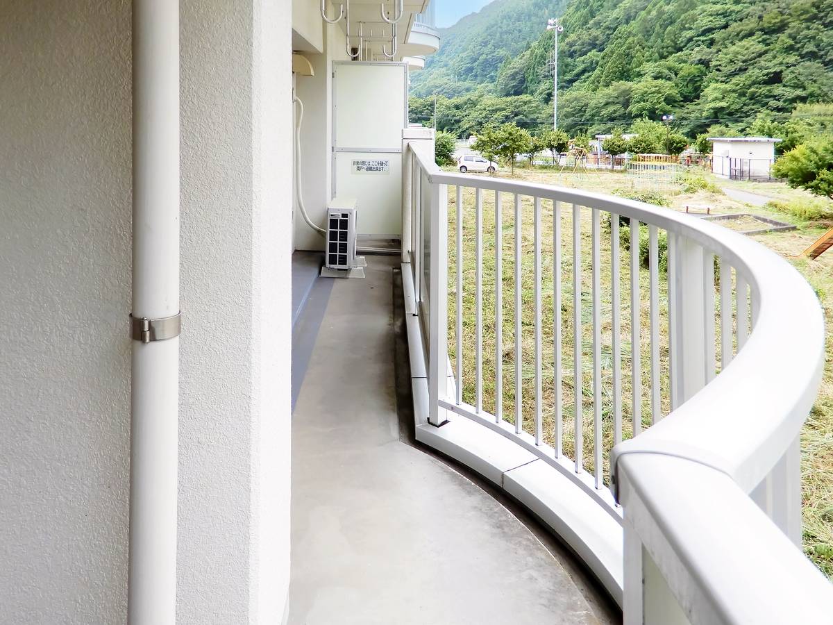 Balcony in Village House Dousen in Kamaishi-shi