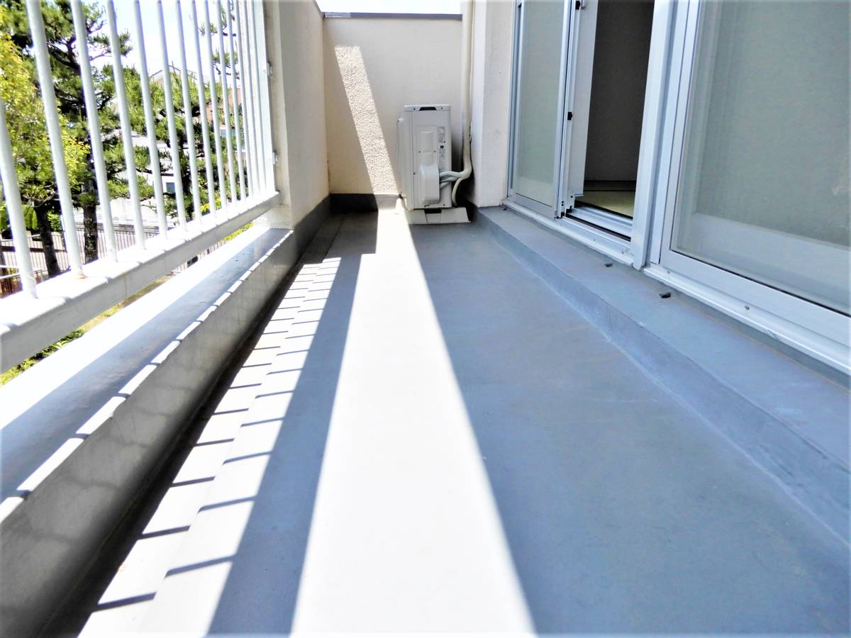 宮城野区ビレッジハウス仙台鶴ケ谷五丁目のバルコニー