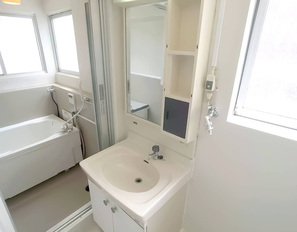 Takasaki-shi मा Village House Terao मा पाउडर रूम