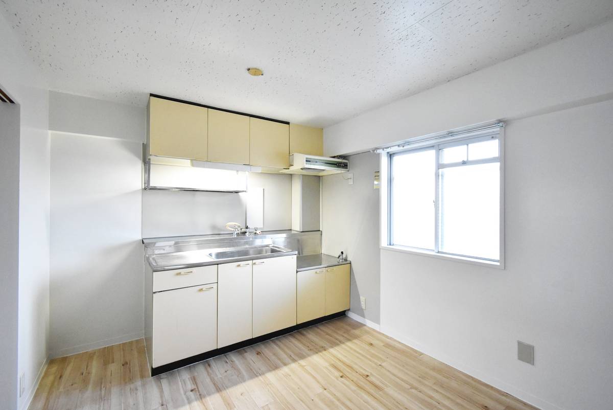 高崎市ビレッジハウス寺尾のキッチン