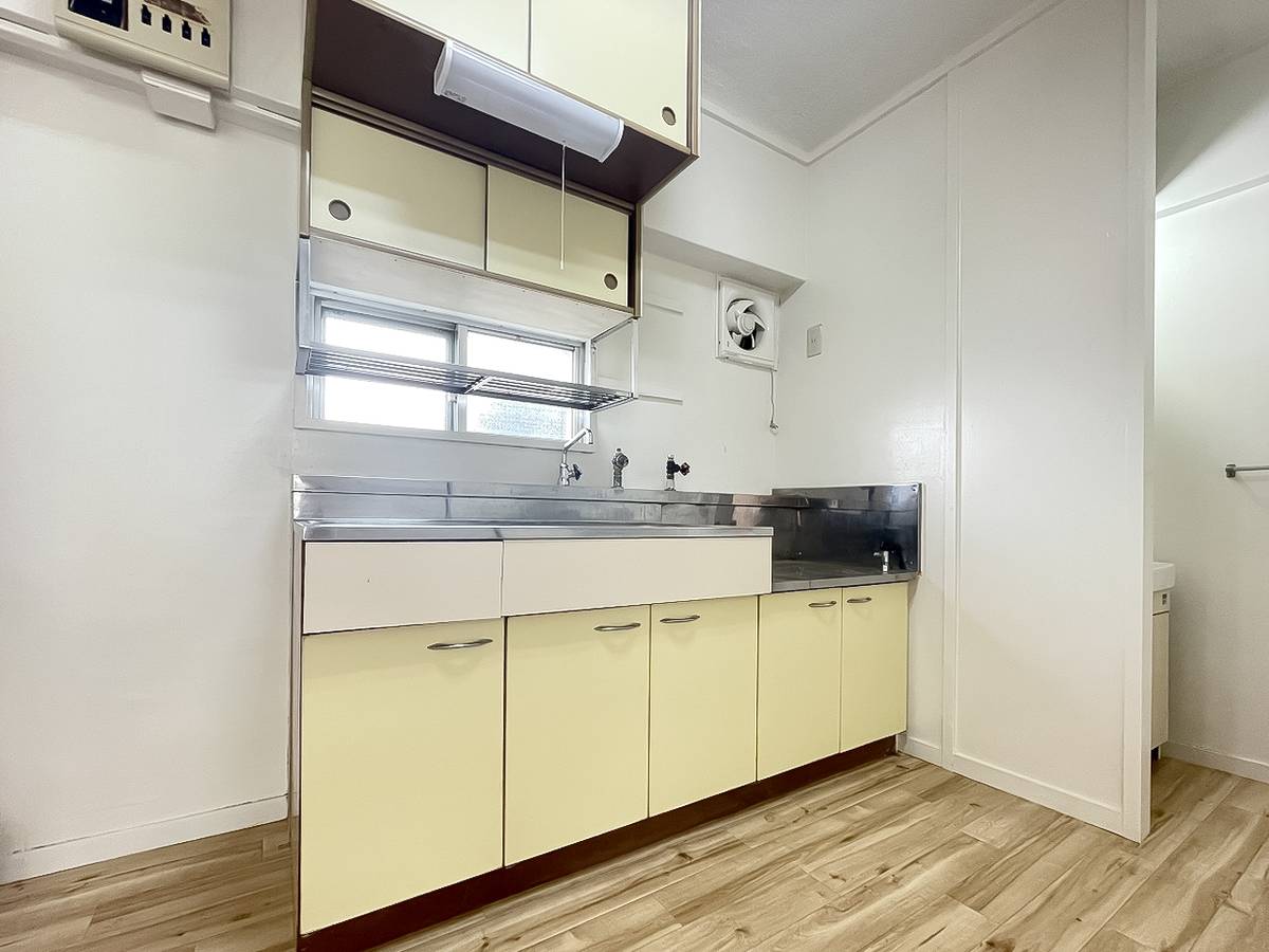 Dapur di Village House Ageo di Ageo-shi