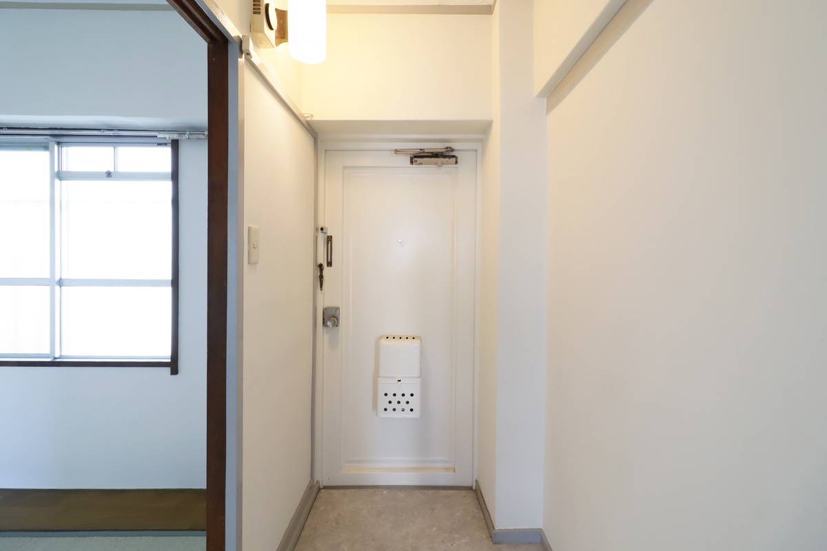 Apartment Entrance in Village House Aioi in Wakaba-ku