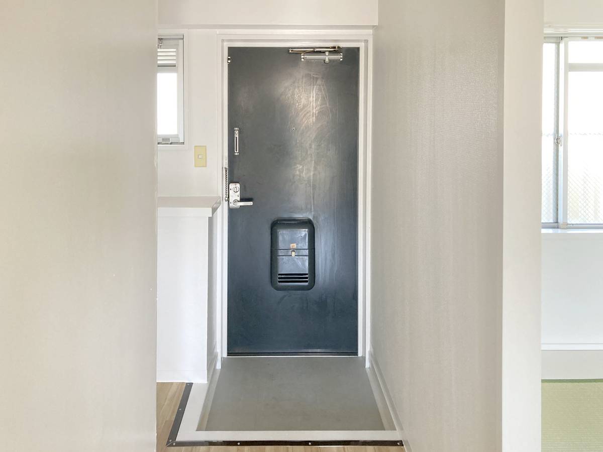 Entrada do apartamento de Village House Kushizaki em Matsudo-shi