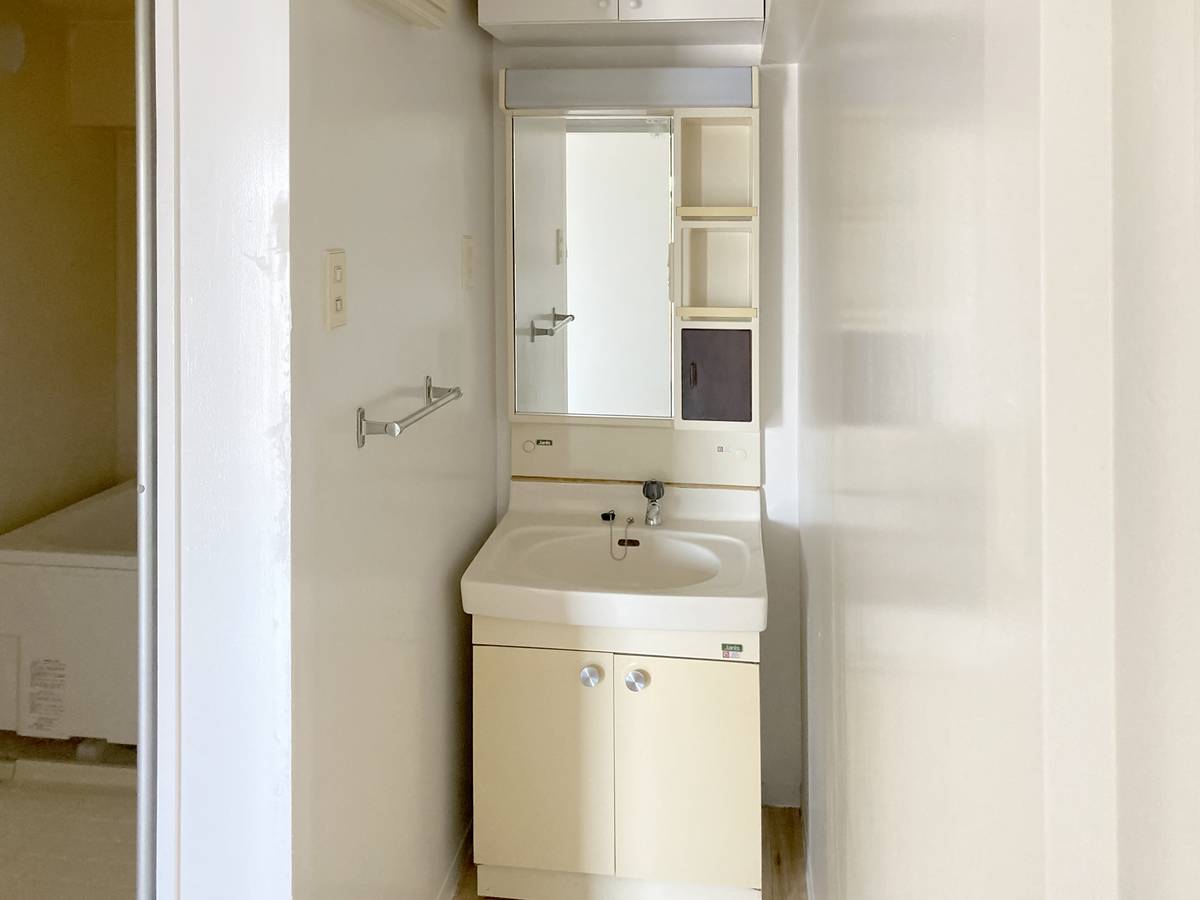 Lavabo de Village House Kushizaki em Matsudo-shi