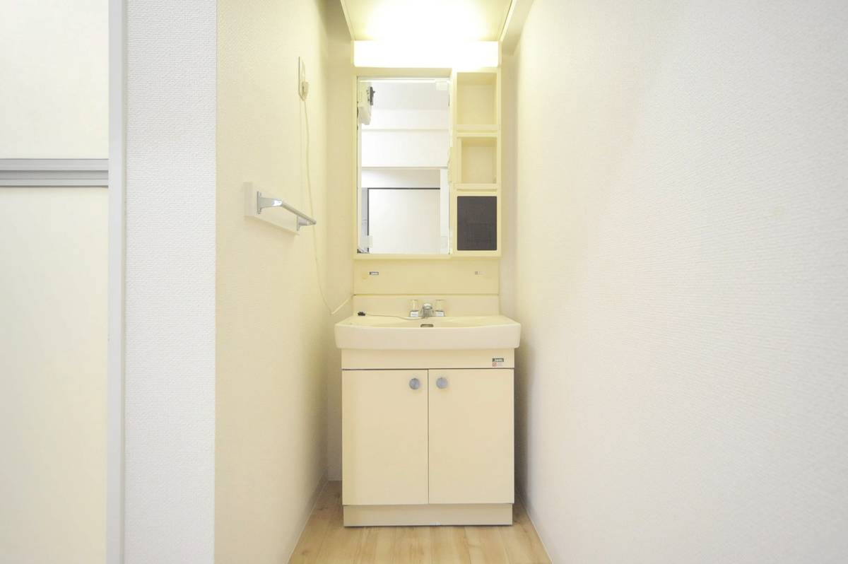 Bồn rửa mặt của Village House Shimo Kuzawa ở Chuo-ku