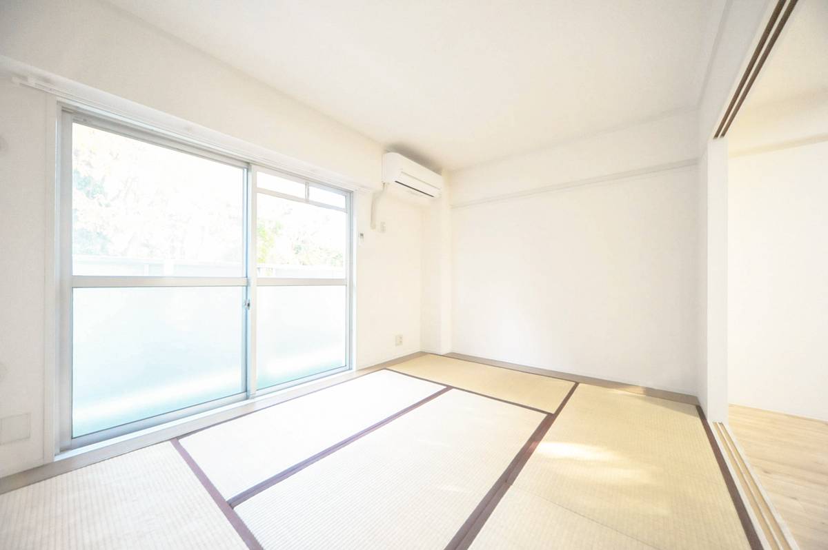 Phòng khách của Village House Shimo Kuzawa ở Chuo-ku