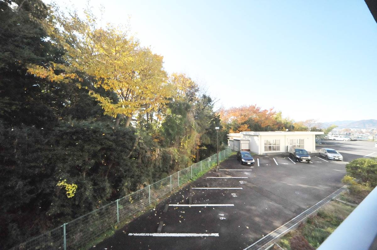 Tầm nhìn từ Village House Shimo Kuzawa ở Chuo-ku