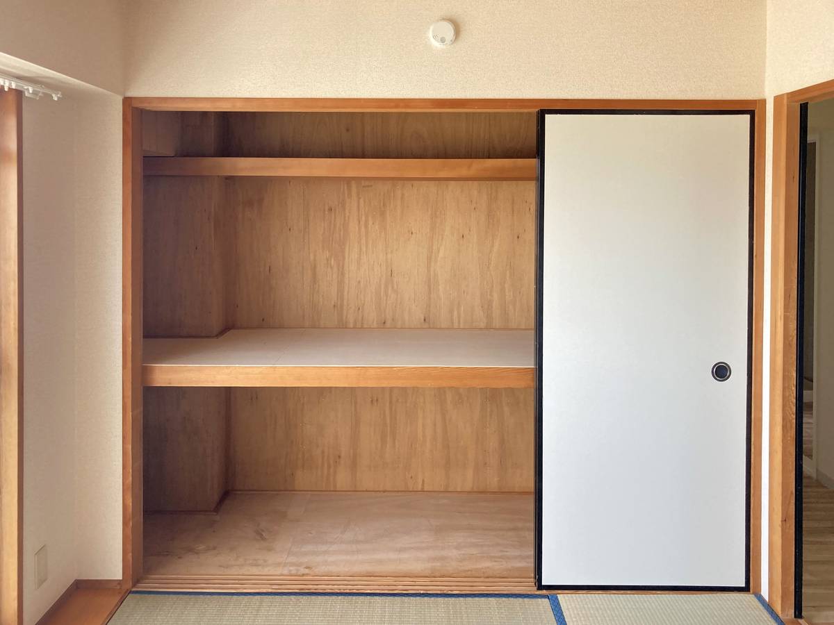Gudang di Village House Shikishima di Kai-shi
