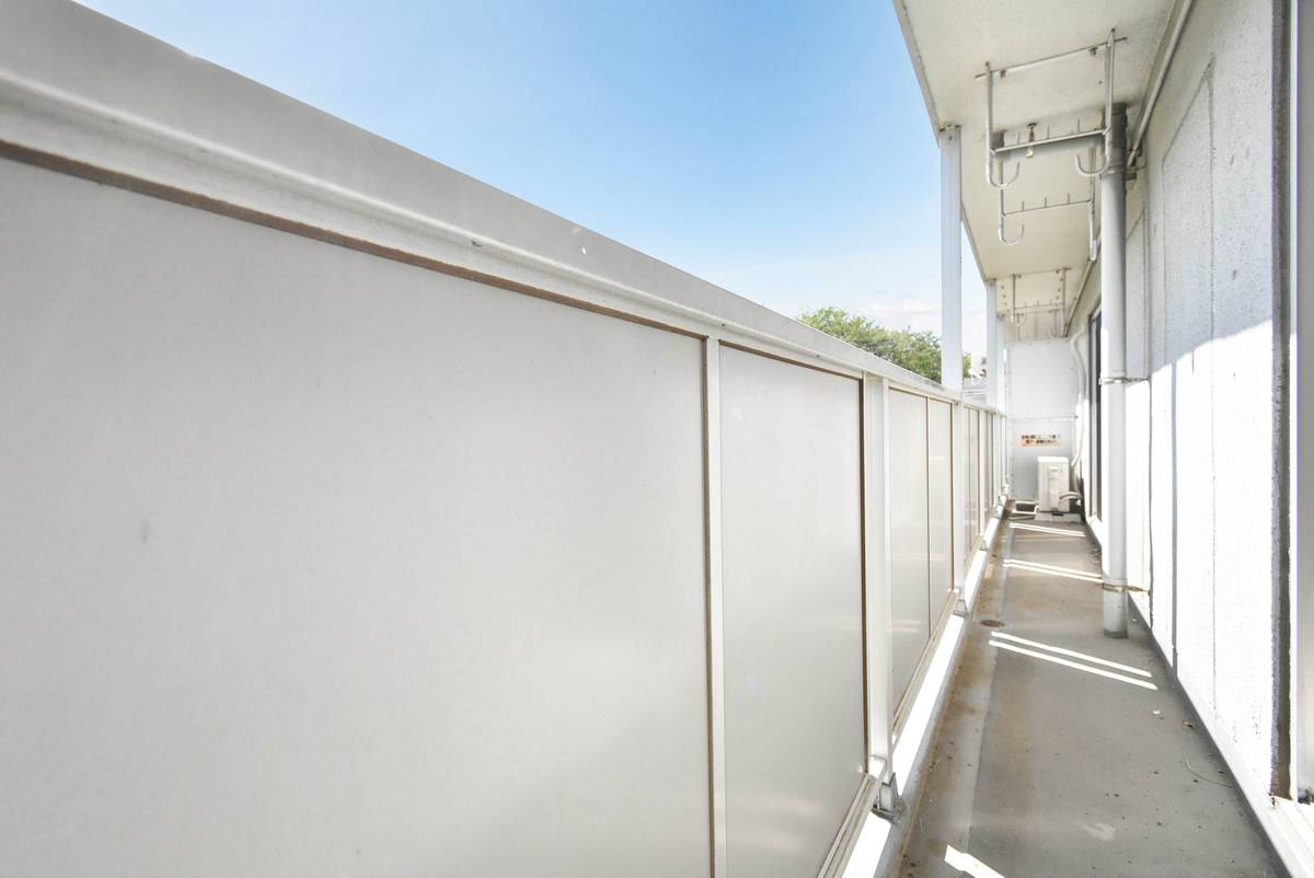 小山市ビレッジハウス稲葉郷のバルコニー