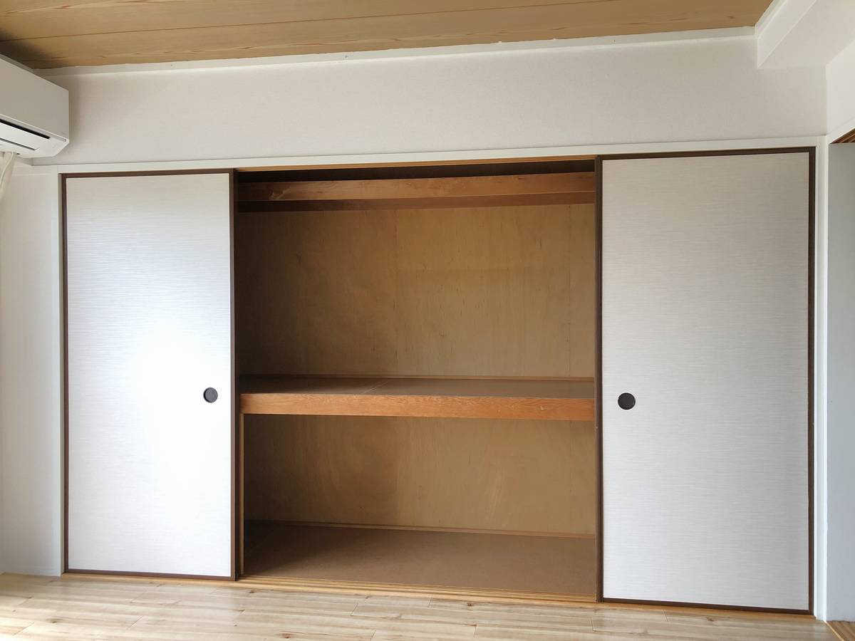 Gudang di Village House Kugou di Yokosuka-shi