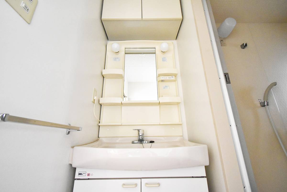 横須賀市ビレッジハウス公郷の洗面所