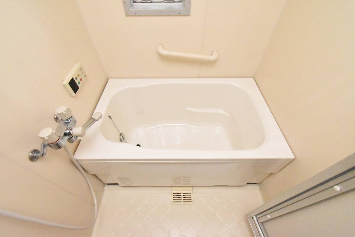 位于横須賀市的Village House 公郷的浴室
