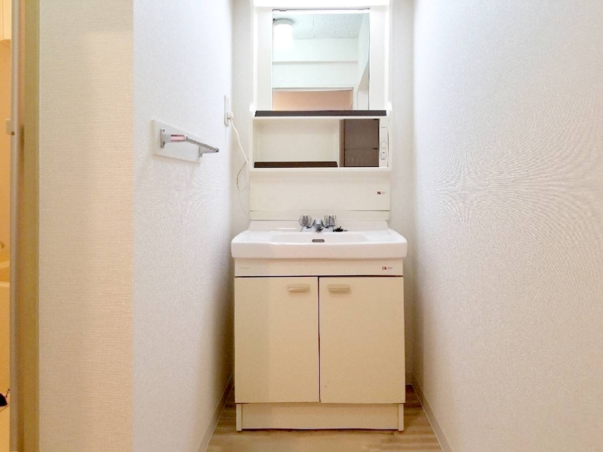 位于横須賀市的Village House 公郷的洗手间
