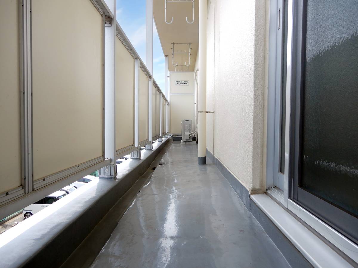 横須賀市ビレッジハウス公郷のバルコニー