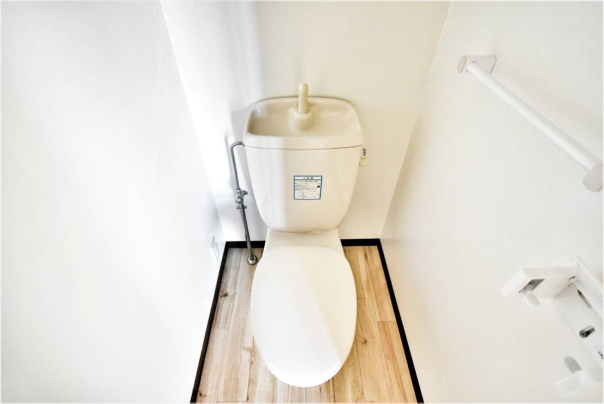 Toilet in Village House Gosho in Ichihara-shi