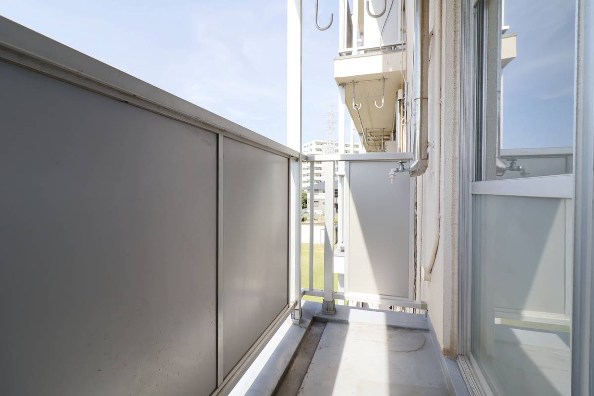 Balcony in Village House Konakadai in Inage-ku
