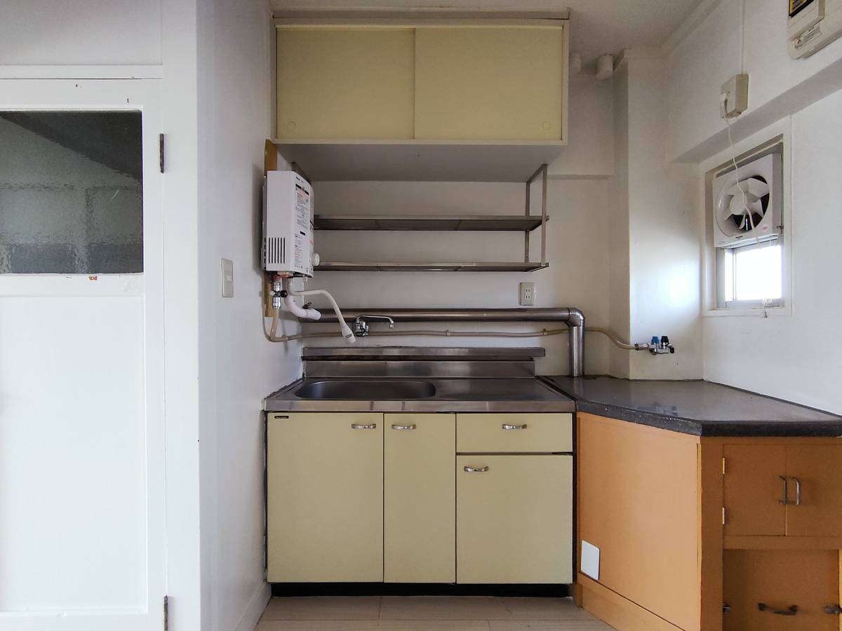 Khu vực bếp của Village House Numawada ở Tochigi-shi