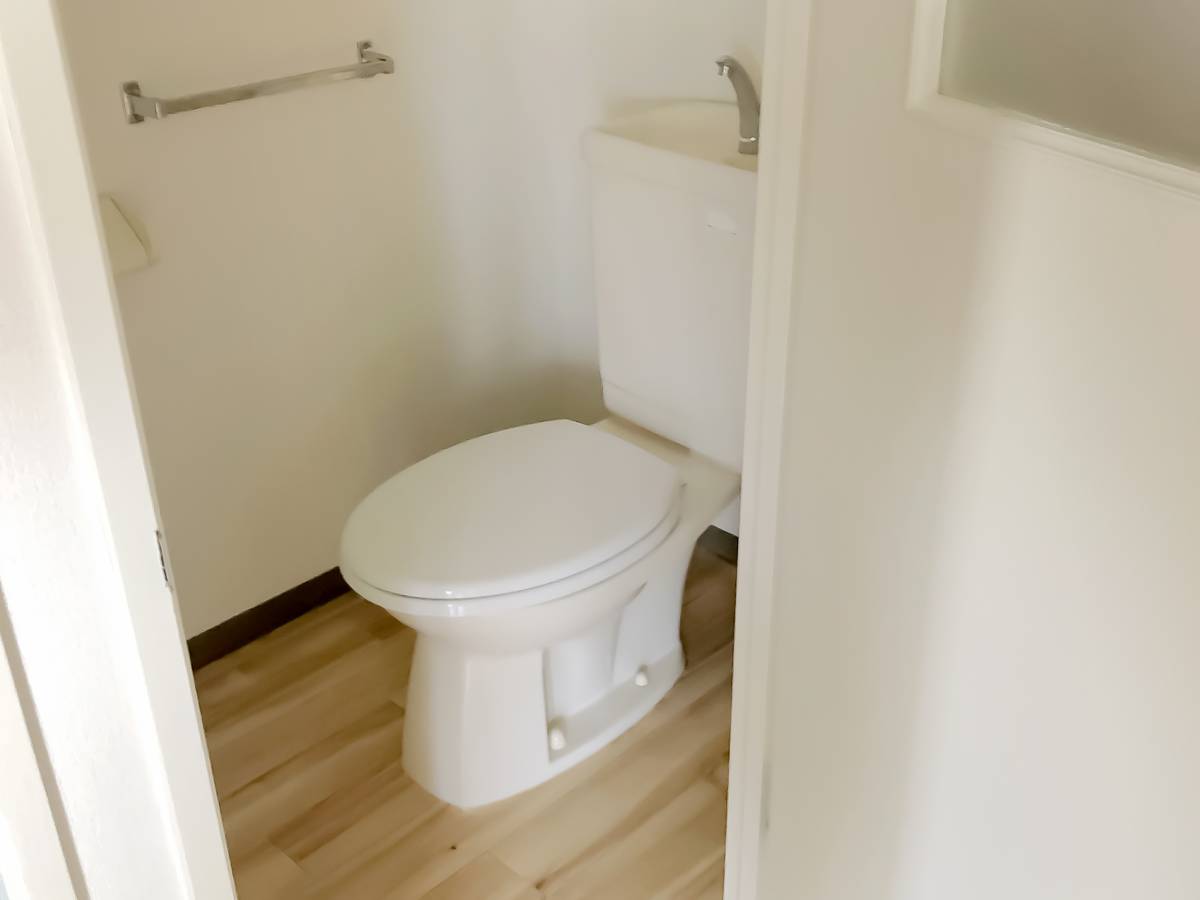 Toilet in Village House Kameino in Fujisawa-shi