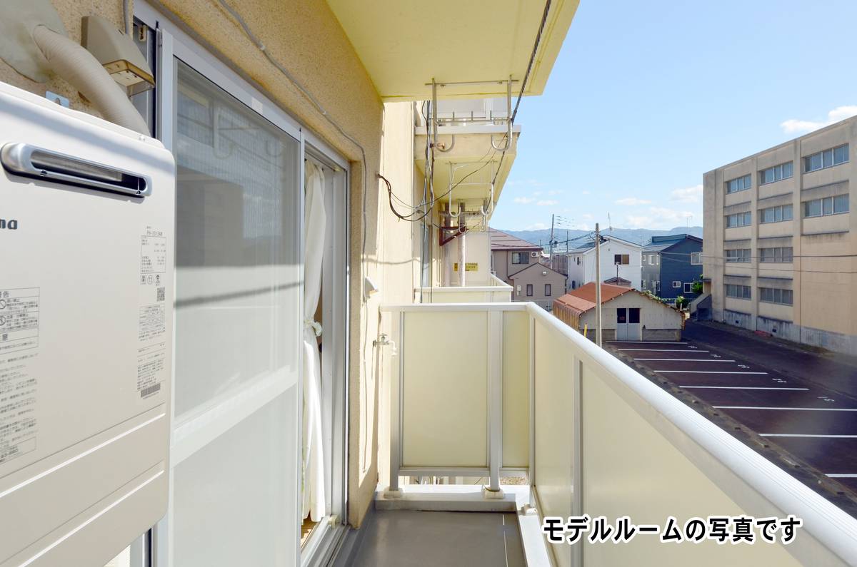 Balcony in Village House Houchi in Nagaoka-shi