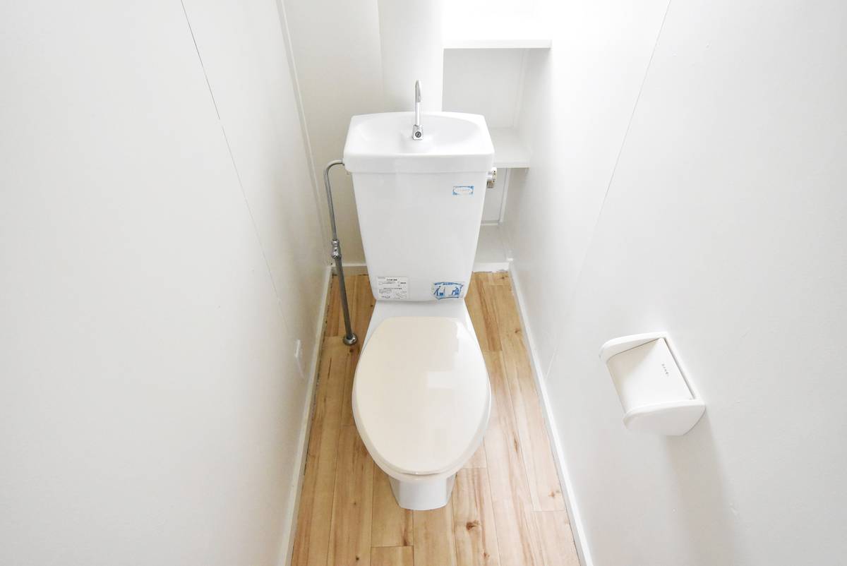 位于飯田市的Village House 松尾的厕所