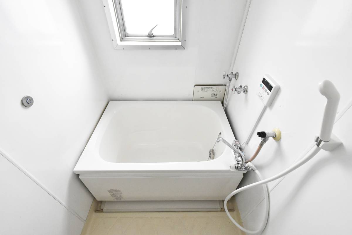 位于飯田市的Village House 松尾的浴室
